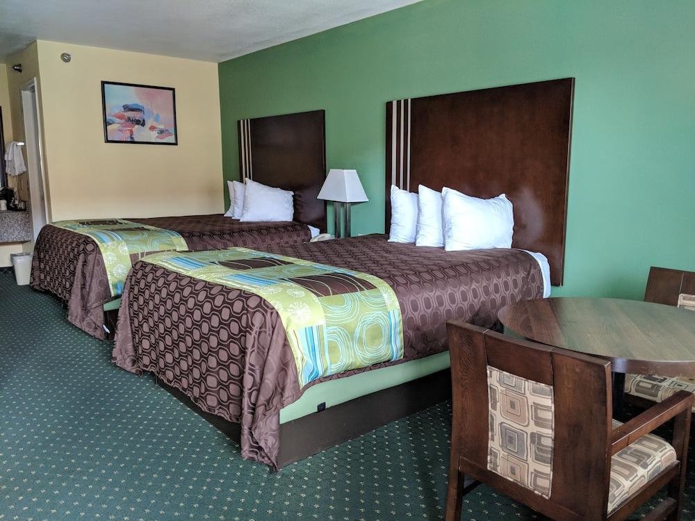Ramada By Wyndham San Antonio Near Seaworld - Lackland Afb Exterior foto