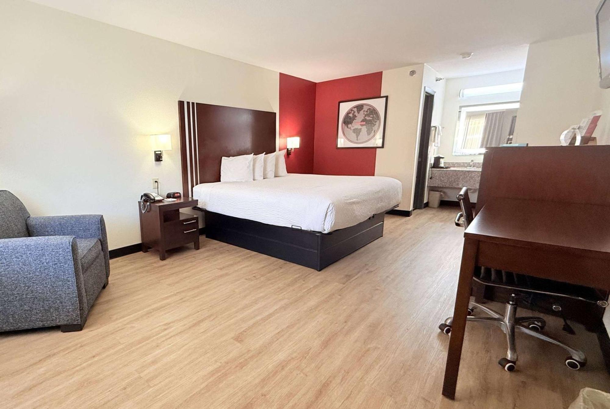 Ramada By Wyndham San Antonio Near Seaworld - Lackland Afb Exterior foto